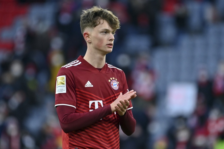 拜仁中场万纳尔转会埃因霍温在即 双方俱乐部已基本达成一致