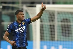 意天空:劳塔罗战帕尔马复出,邓弗里斯将缺席欧冠两回合战拜仁