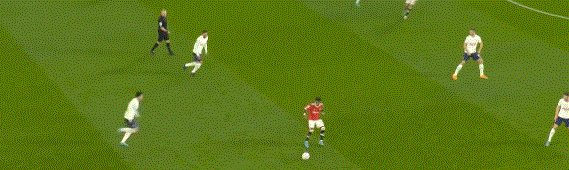 【英超】C罗戴帽 凯恩点射 曼联两度被追平3比2热刺